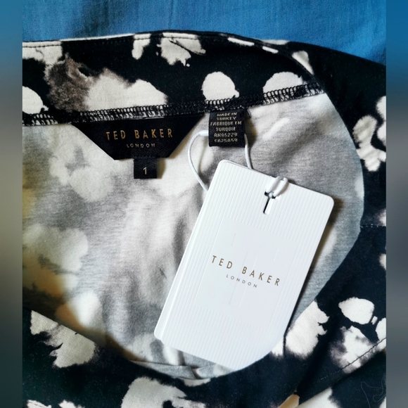 New Ted Baker London tee shirt - Picture 2 of 7